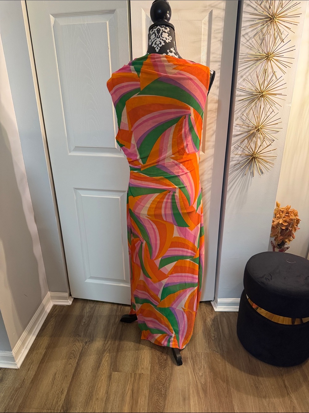 Donna Morgan Vibrant Orange Dress Top - Picture 5 of 7